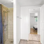Joseline - 1-8km From The Sea By Interhome