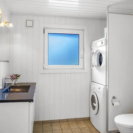 Joseline - 1-8km From The Sea By Interhome *