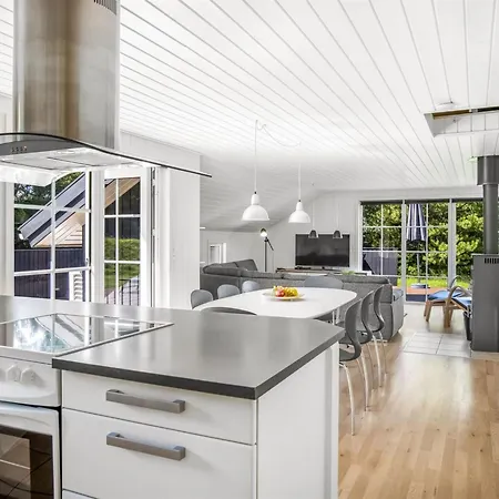 Joseline - 1-8km From The Sea By Interhome Feriehus *